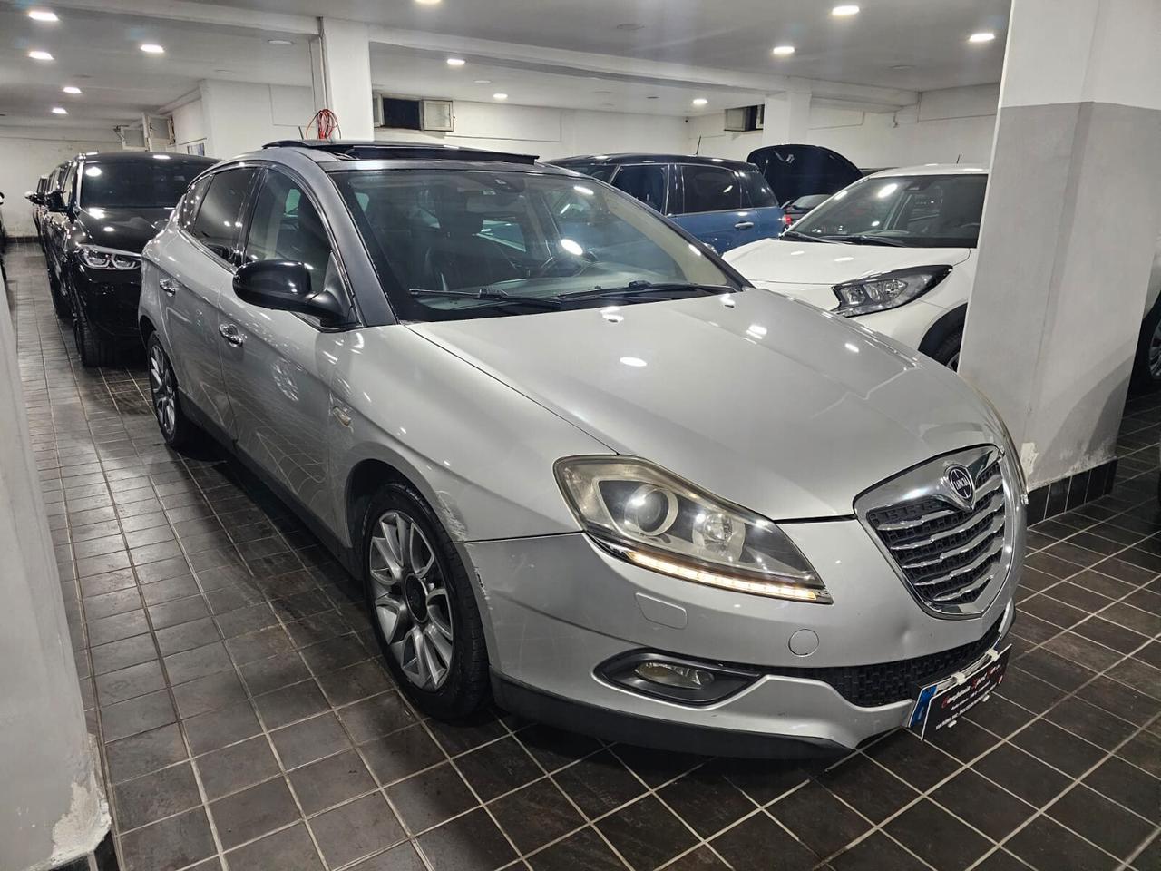 NUOVA LANCIA DELTA PLATINO 1.6 MJT 120CV - TETTO PANORAMICO APRIBILE