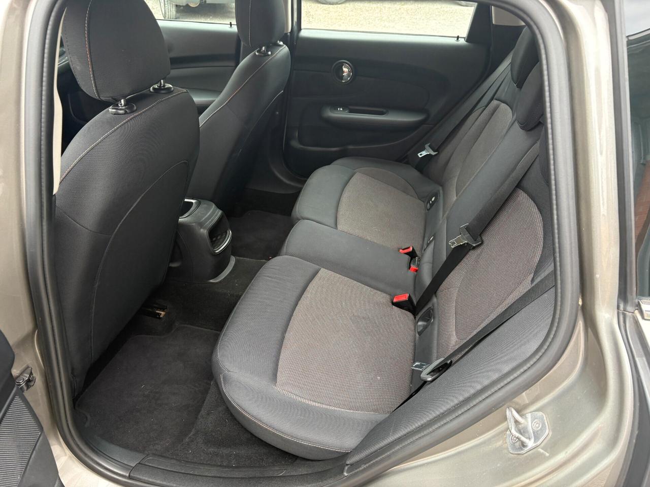 Mini Cooper D Clubman 2.0