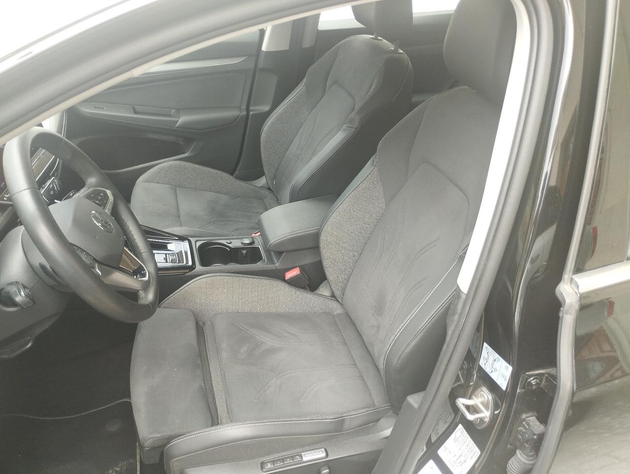 Volkswagen Golf 2.0 TDI 150 CV DSG SCR Style