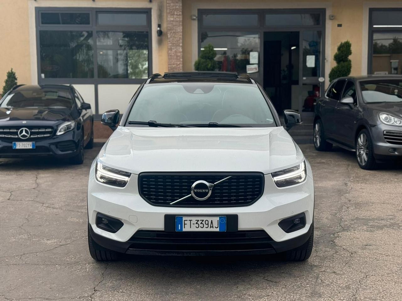 Volvo XC40 D4 AWD Geartronic R-design