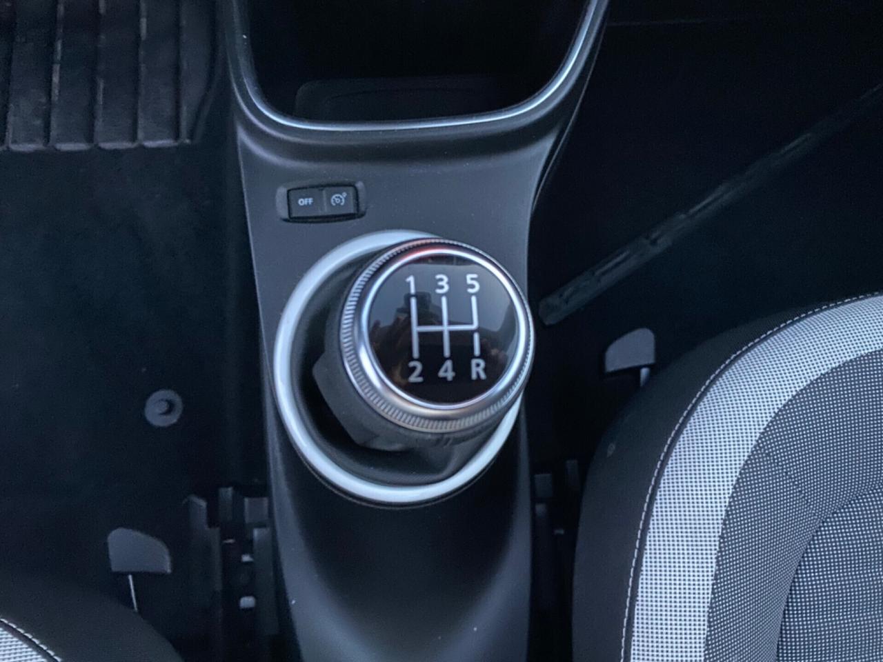 Renault Twingo SCe 65cv Zen