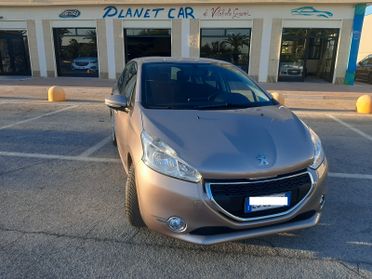 PEUGEOT 208 1.4 70CV