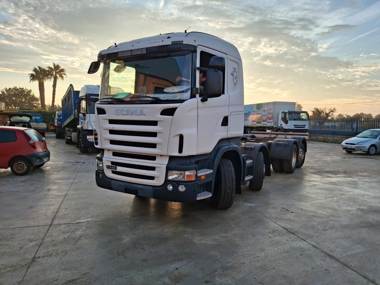 SCANIA R 440 4 ASSI EURO 5 A TELAIO CAMBIO MANUALE