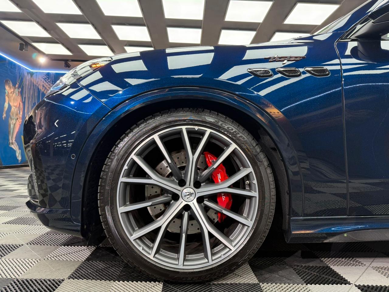 Maserati Grecale V6 530 CV AWD Trofeo (367)