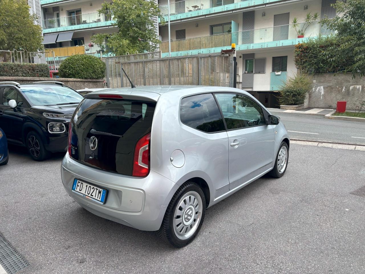 Volkswagen up! 1.0 75 CV 3p. high NAVI