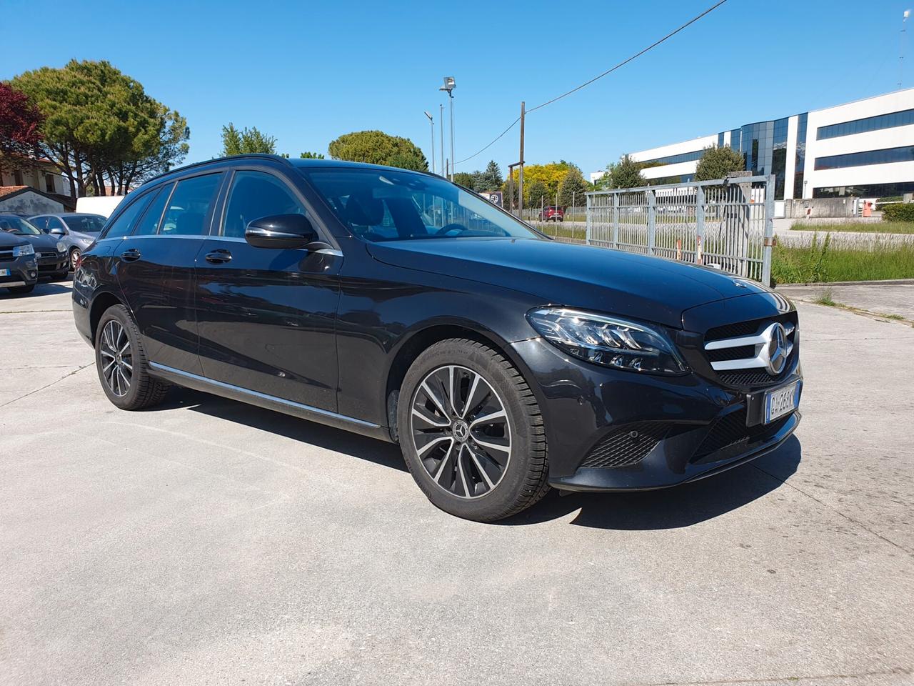 MERCEDES BENZ C180 D SW BUSINESS EXTRA IVA ESPOSTA