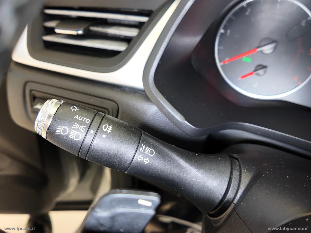 RENAULT Captur Blue dCi 8V 115 CV EDC Init. Par.