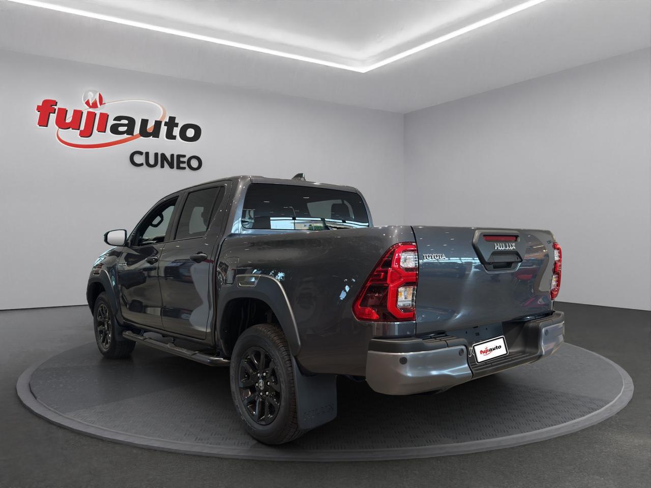 Toyota Double Cab Invincible 2.4D 150 CV 6 marce