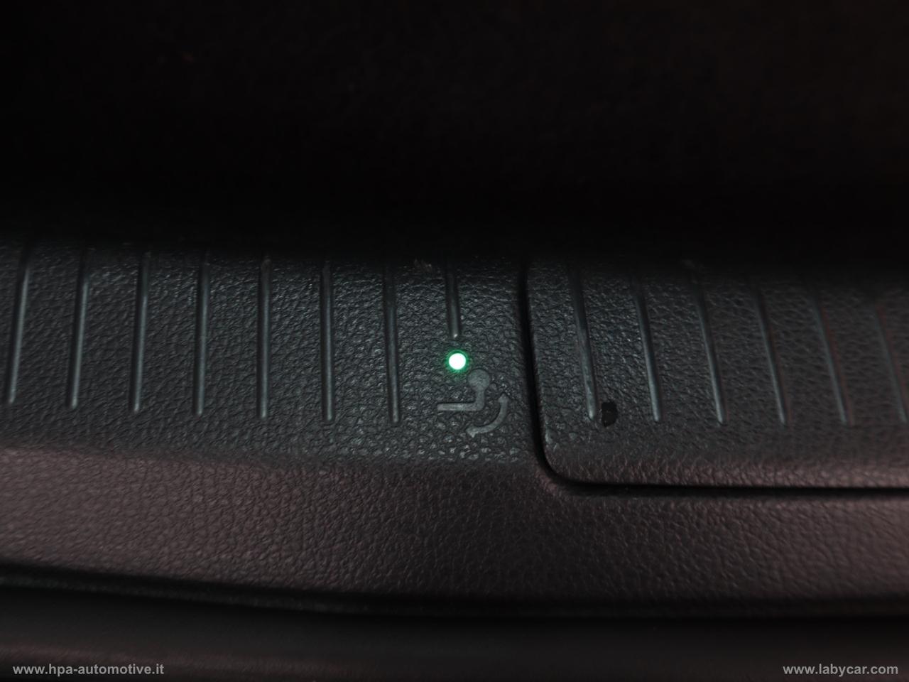 VOLKSWAGEN Golf 2.0TDI DSG 150CV R-LINE NAVI FULL LED ACTIVE INFO DISPLAY