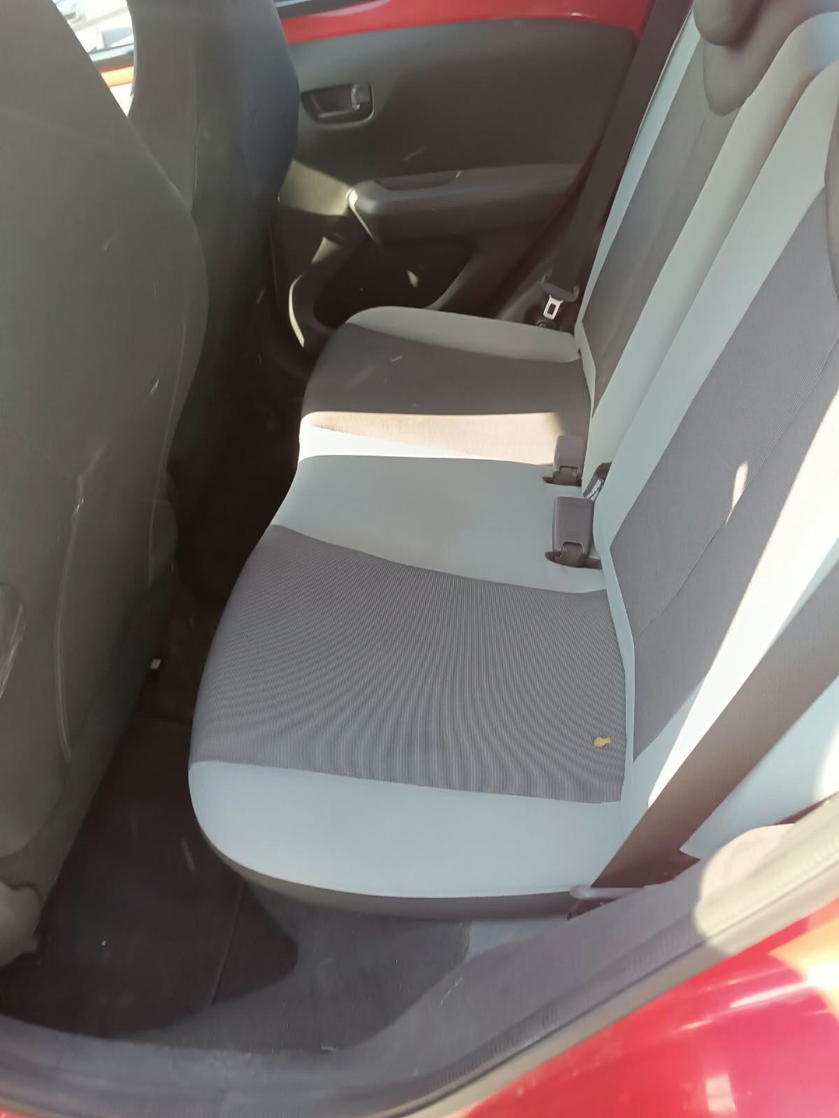 Toyota Aygo 1.0 VVT-i 69 CV 5 porte x-clusiv