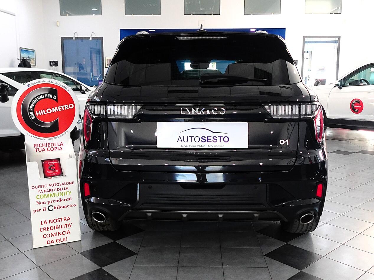 Lynk and Co 01 1.5 BZ 261 CV PHEV 01