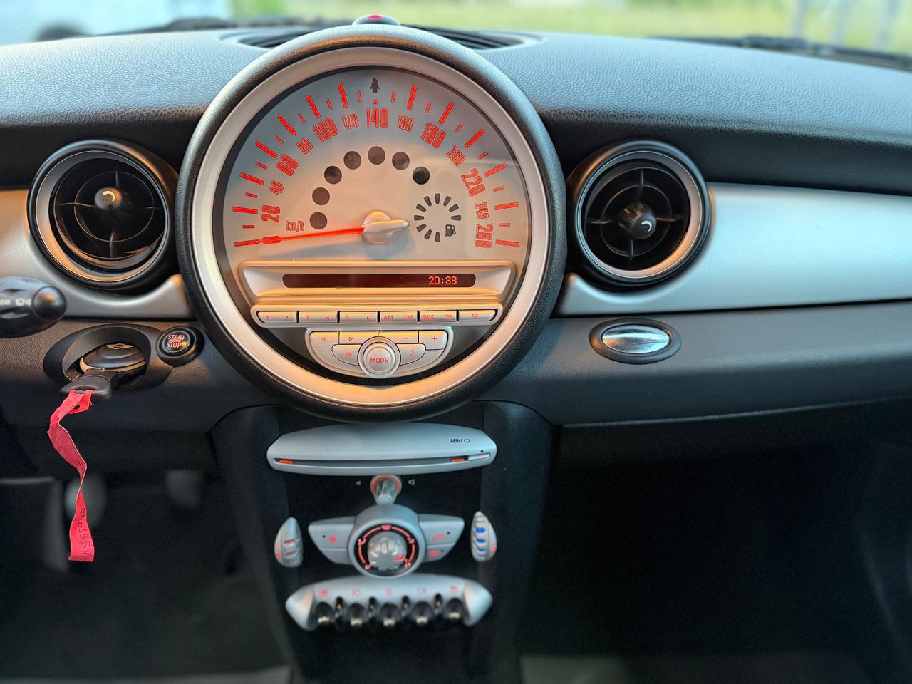Mini 1.6 16V One D 90cvTotal Black Ok neopatentati