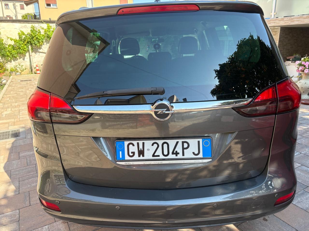 Opel Zafira Tourer 2.0 CDTi 7 posti pronta uso