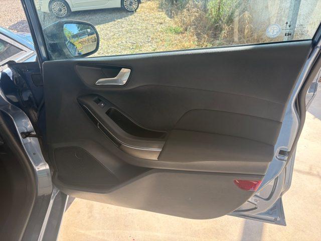 FORD Fiesta 1.1 75 CV BENZ/GPL 5 porte Titanium OK NEPATENTATI
