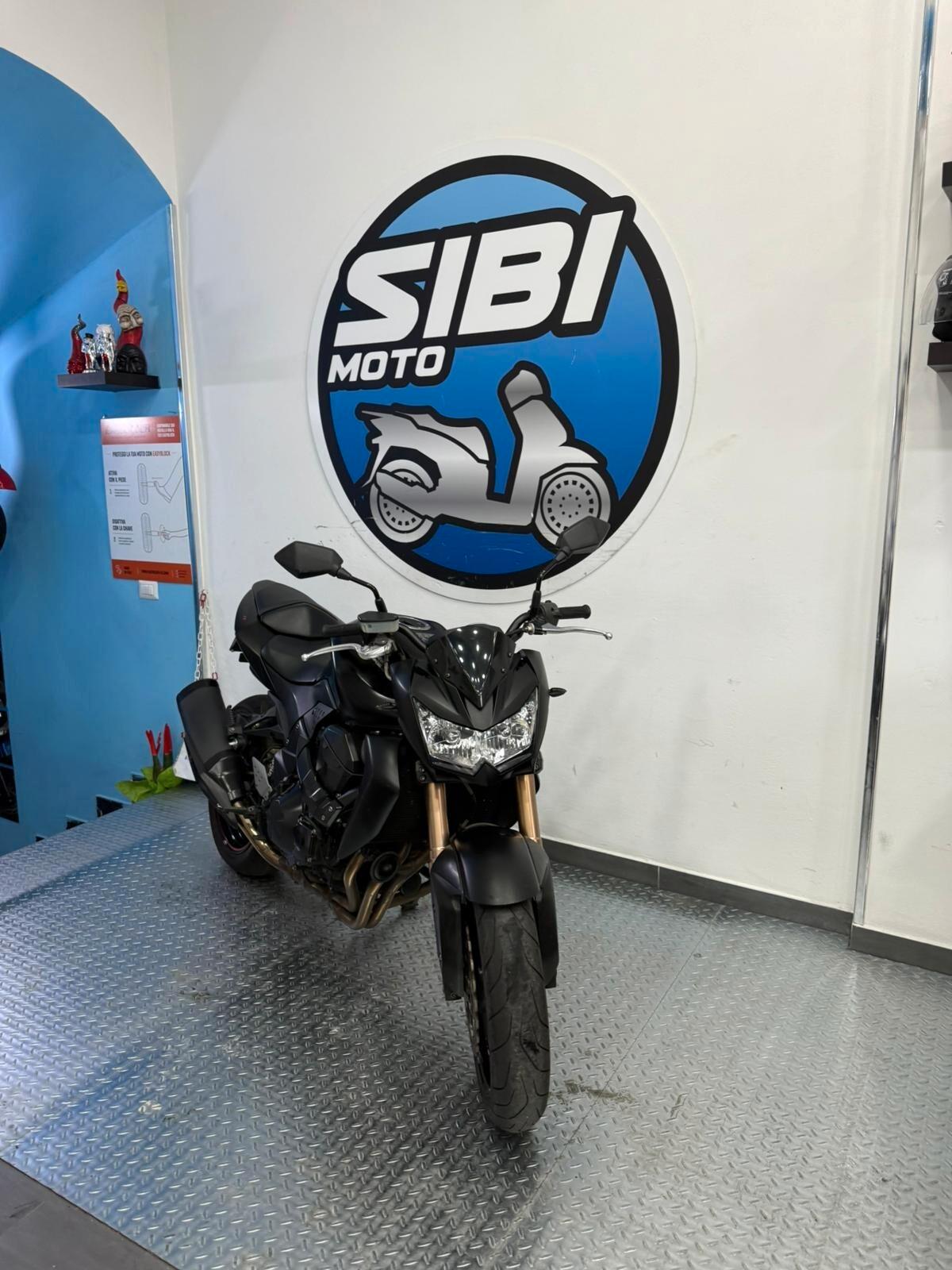 KAWASAKY 750 BLACK ADITION