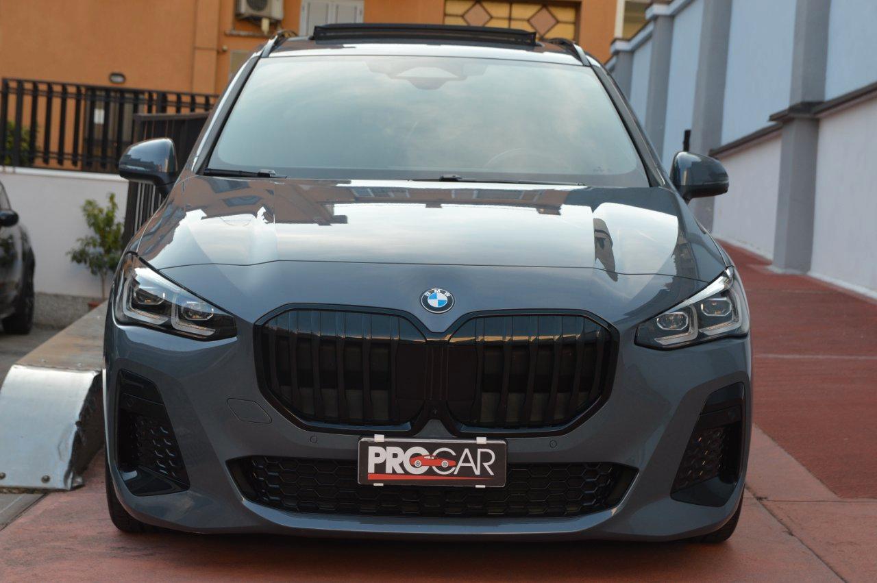 BMW 220 i Active Tourer mhev 48V Msport auto