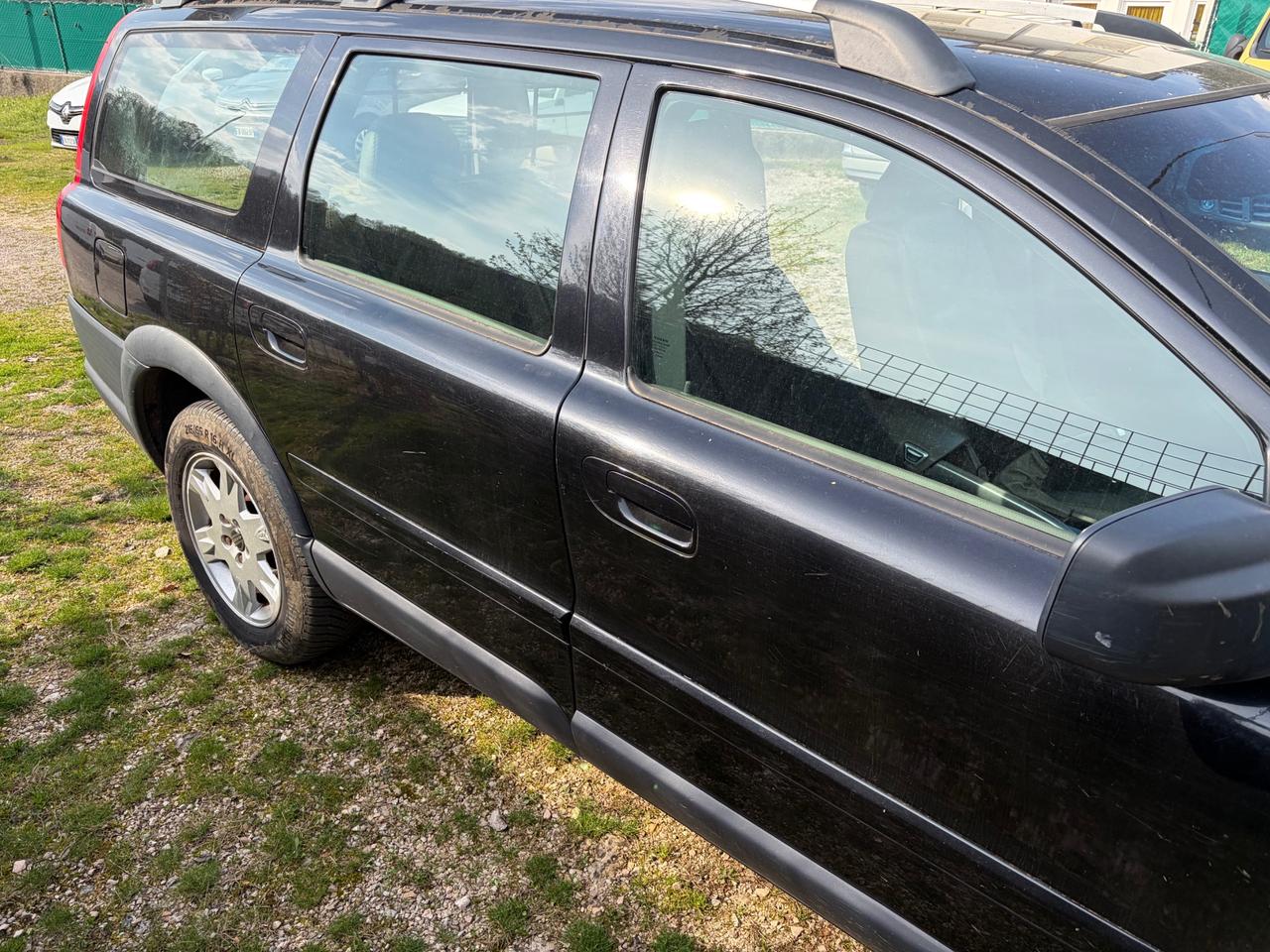 VOLVO XC70 2.4 D5 20V (163CV) cat AWD aut. cross country