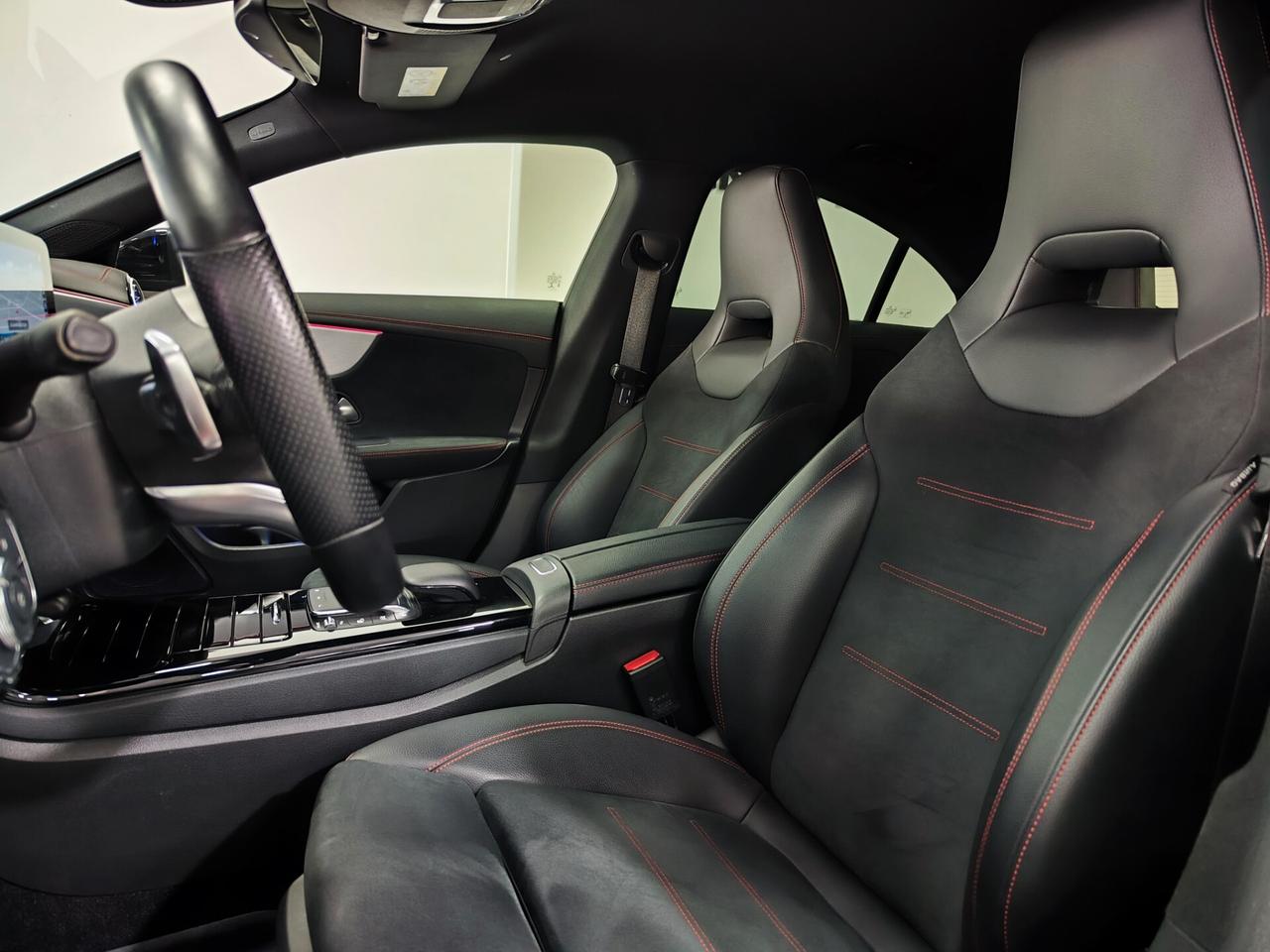 Mercedes-benz CLA 200 d Premium Unico Proprietario Led