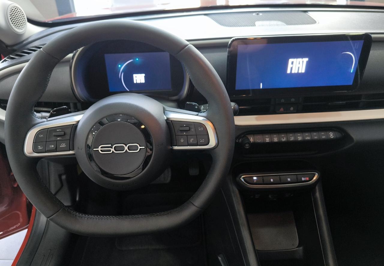 Fiat 600 Hybrid 100 CV DCT MHEV La Prima