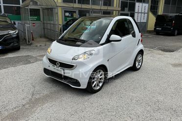 SMART fortwo 1000 52 kW MHD coupé passion