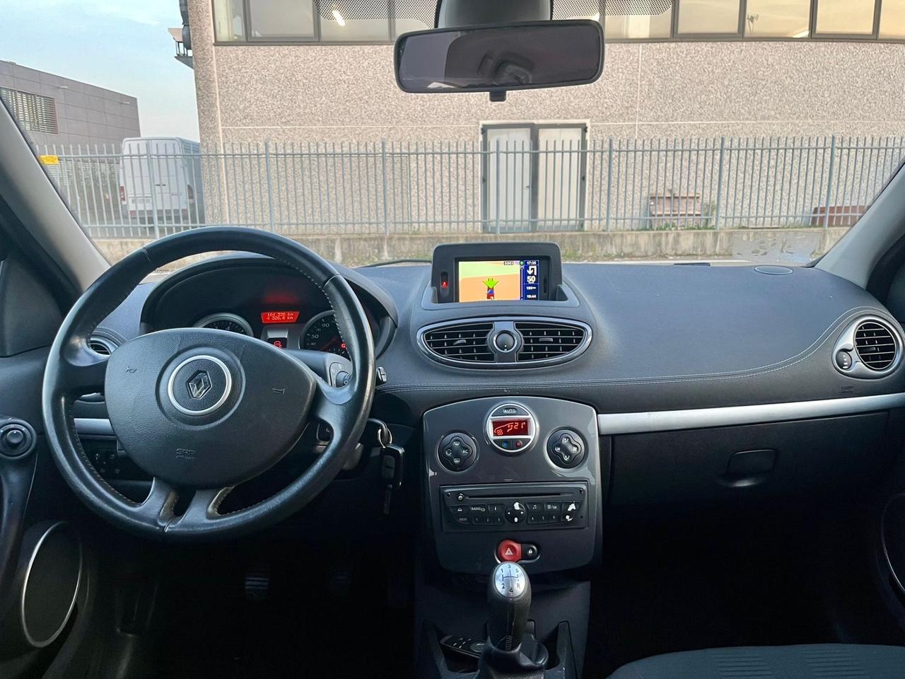 Renault Clio sw 1.2benz 2011 164.000km perfetta