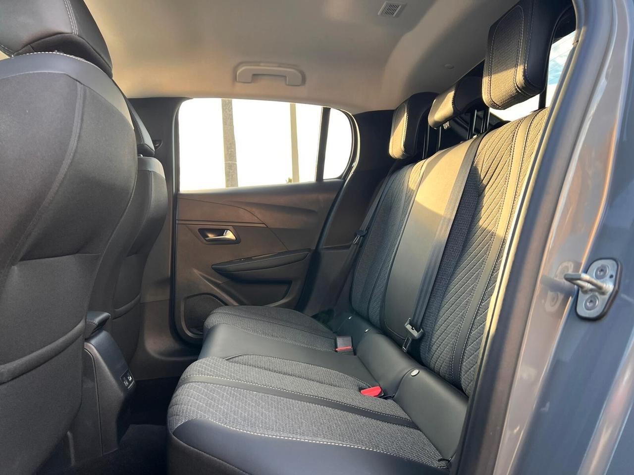 Peugeot 208 PureTech 100 Stop&Start 5 porte Allure