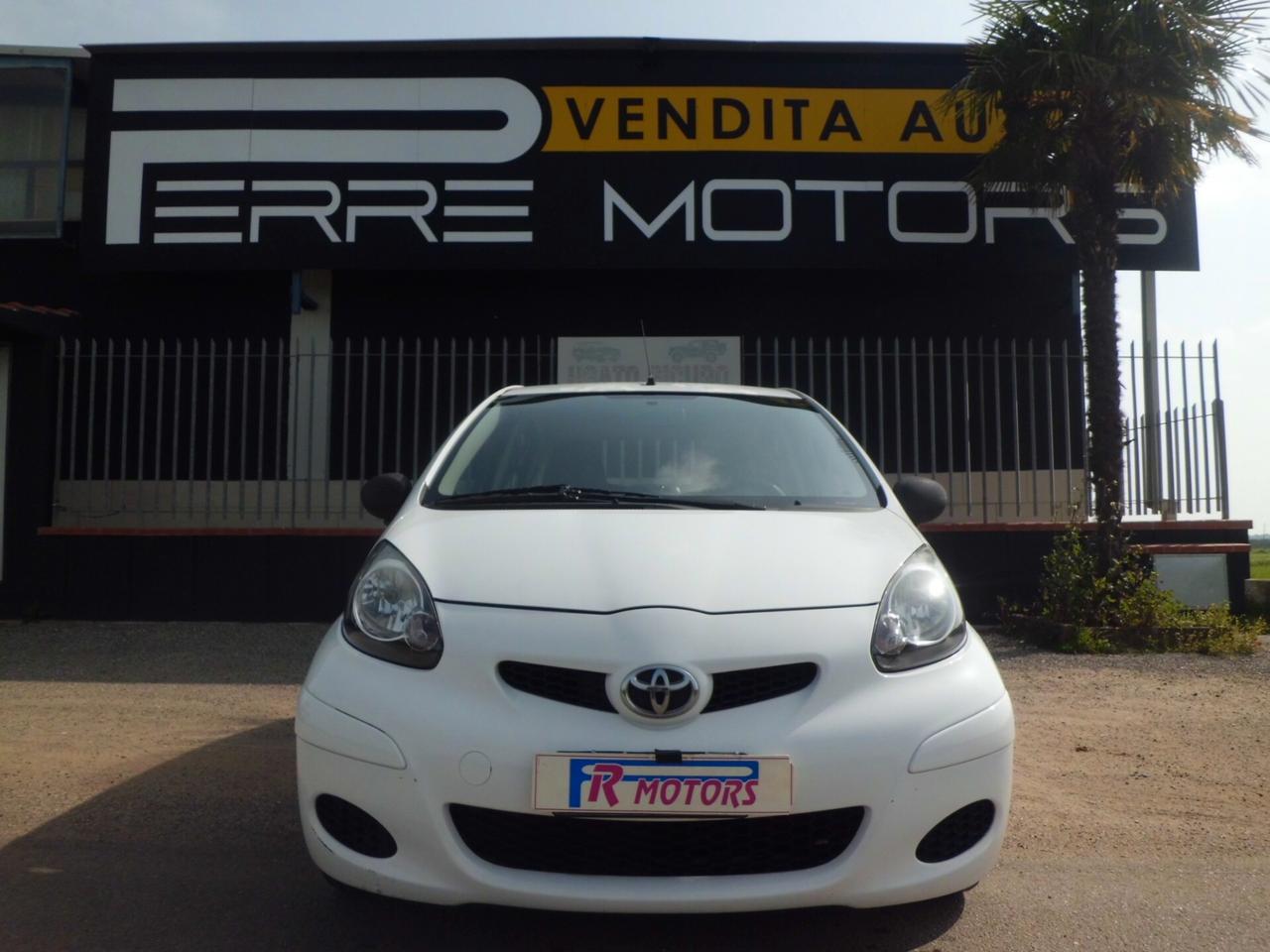 Toyota Aygo 1.0 12V VVT-i 5 porte Sol Connect