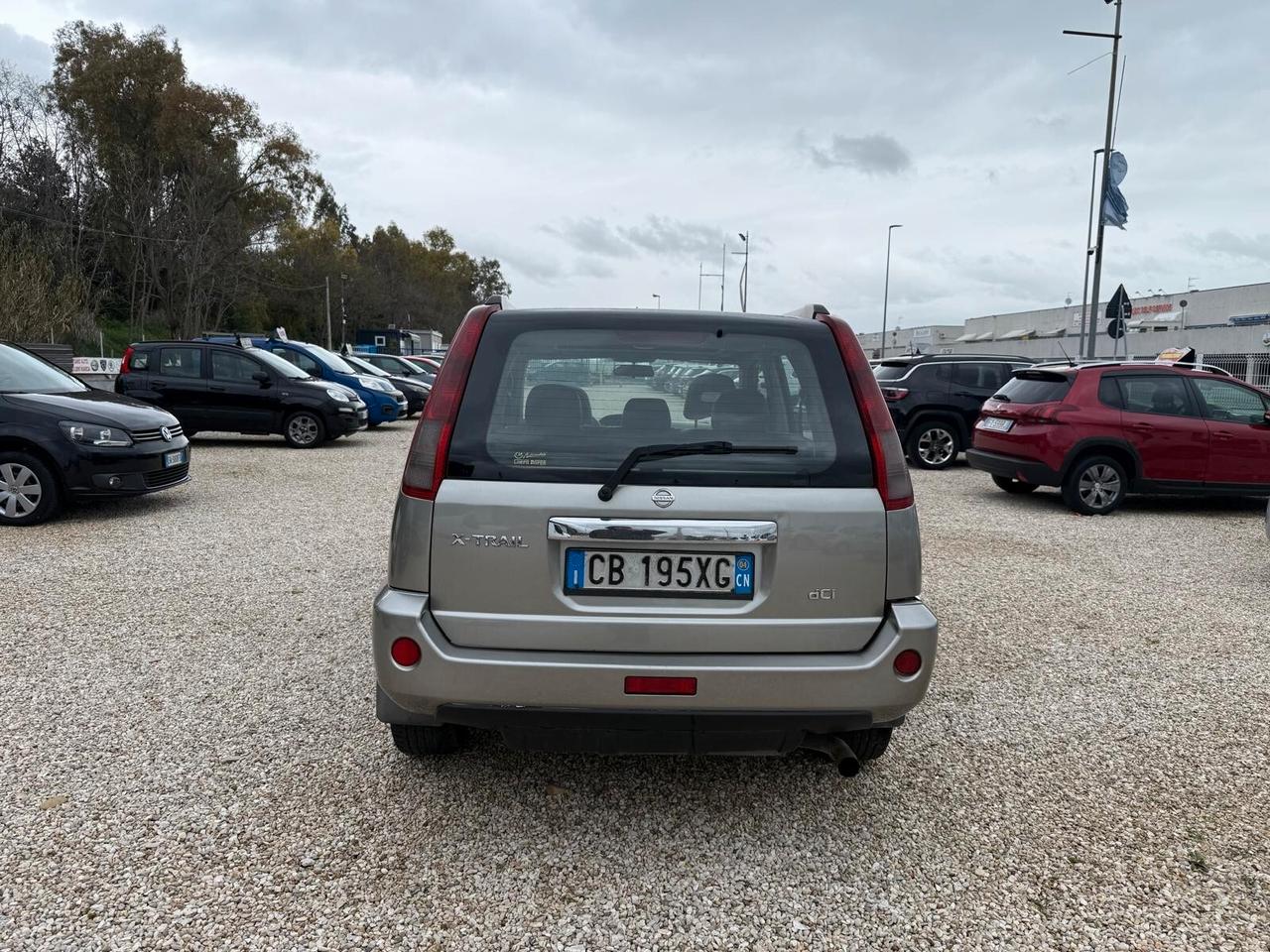 Nissan X-Trail 2.2 dCi Elegance