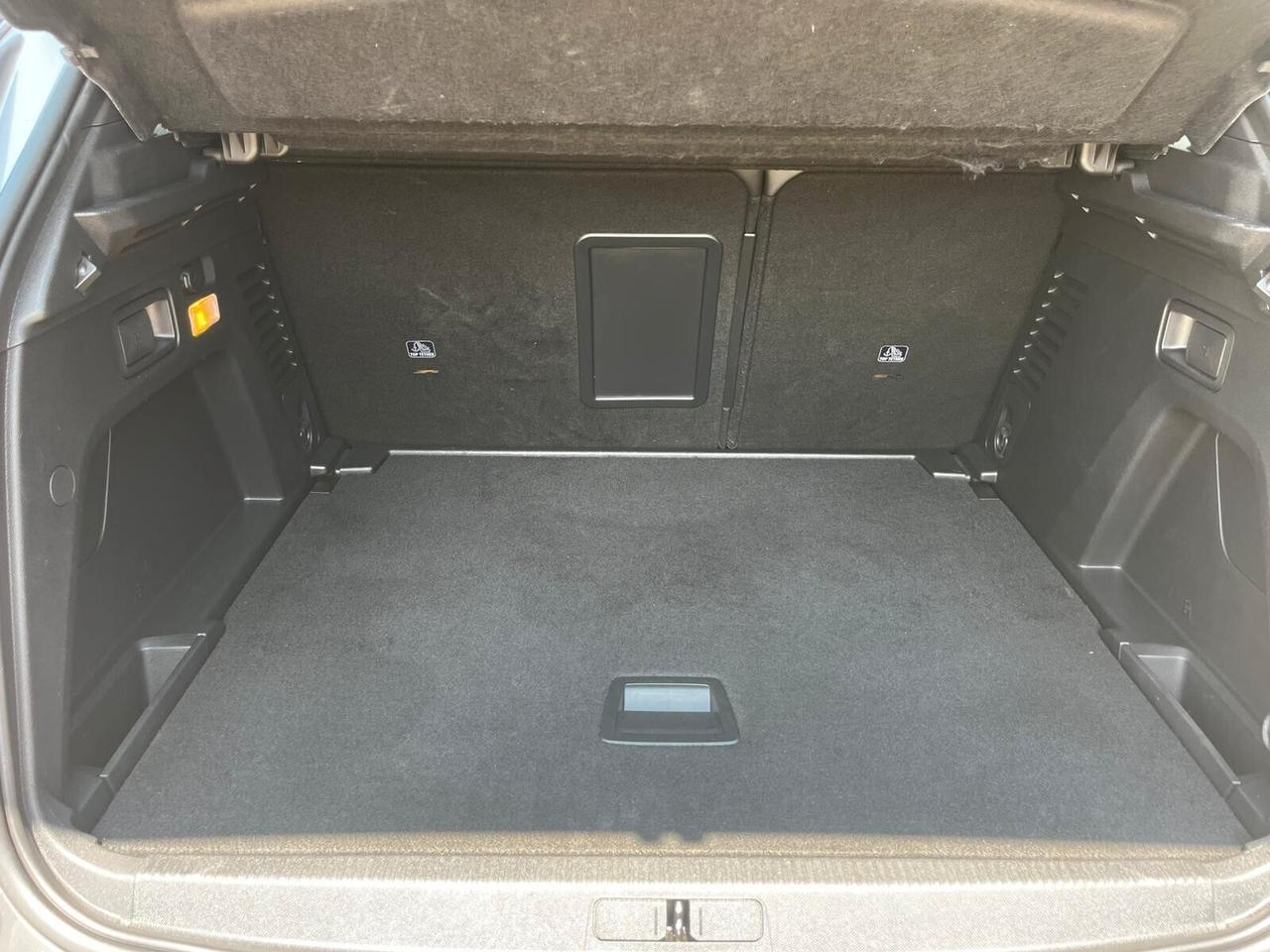 Peugeot 3008 BlueHDi 130 S&S EAT8 Allure PROMO SUMMER