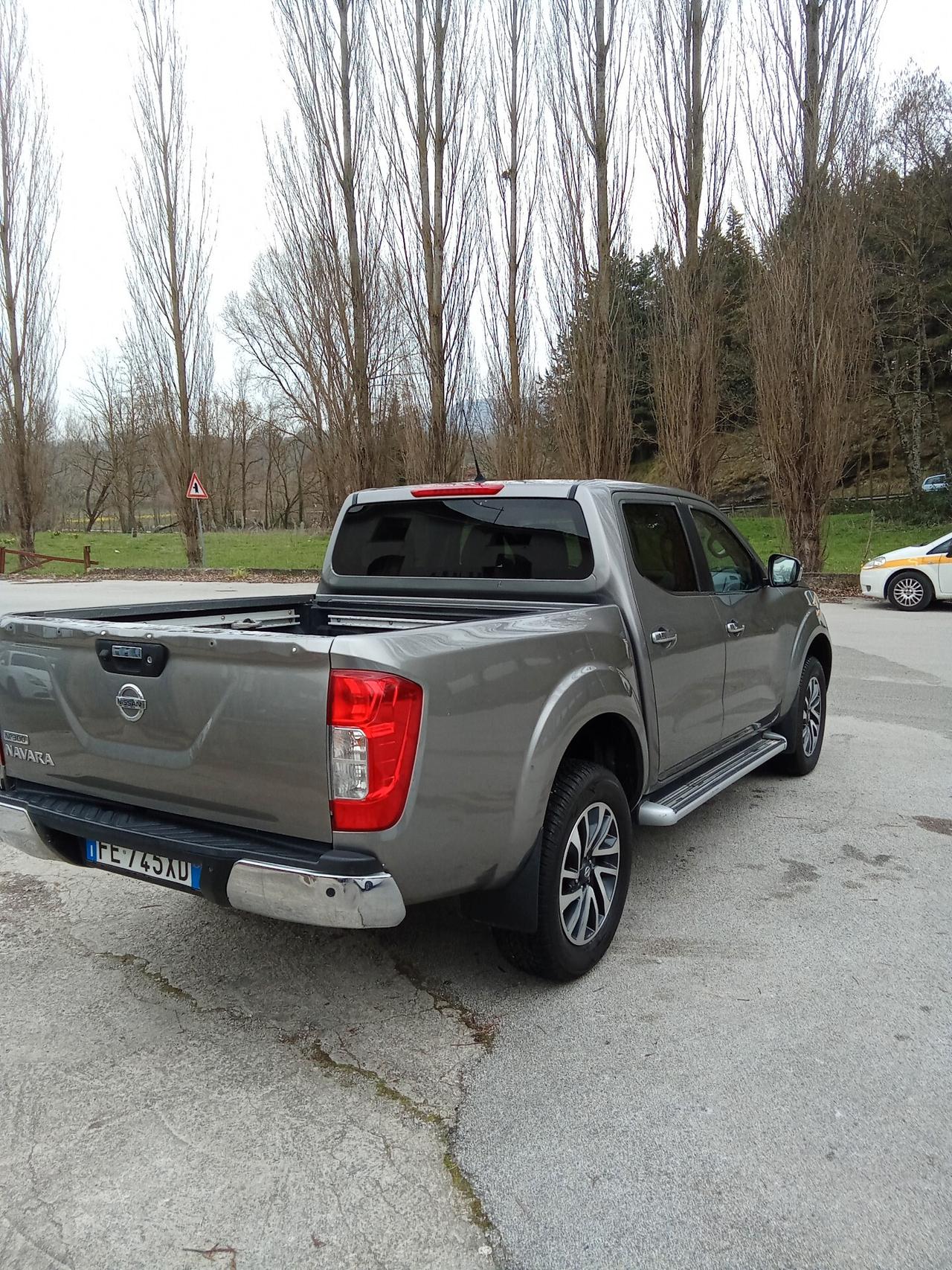 Nissan Navara 2.3 dCi 190 CV 4WD fine 016
