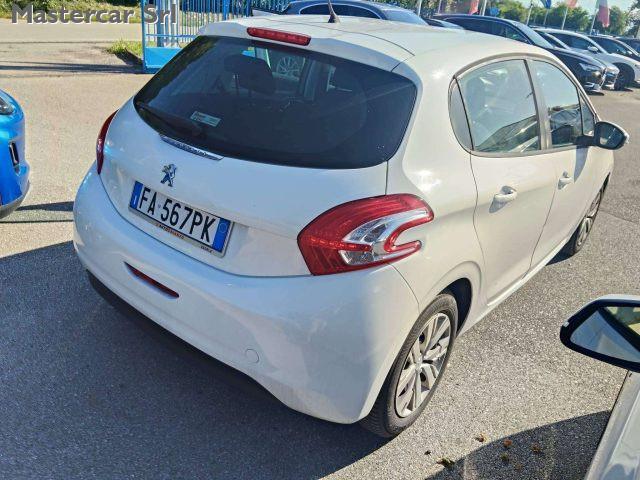 PEUGEOT 208 208 5p 1.4 hdi 8v Active 5 p targa FA567PK