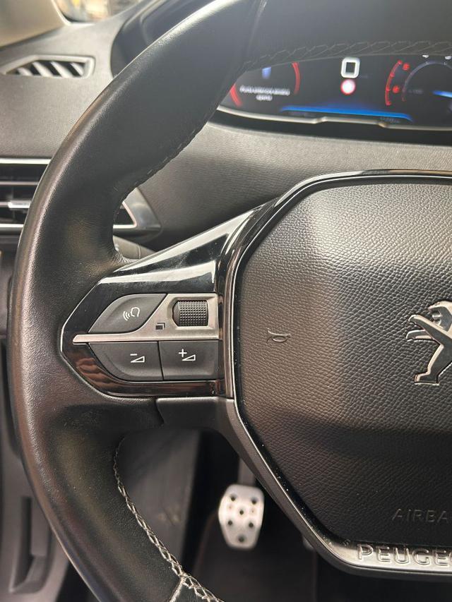 PEUGEOT 3008 BlueHDi 120 CV