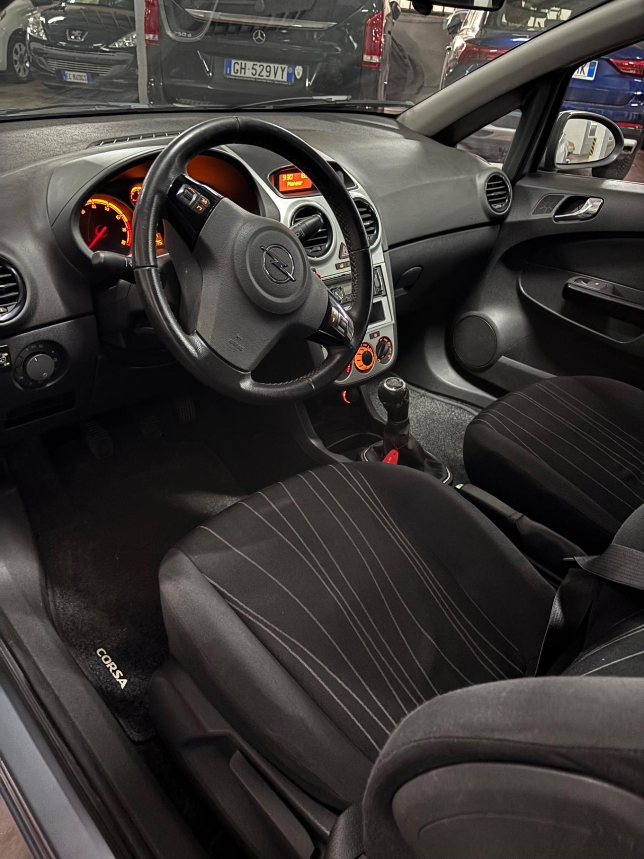 Opel Corsa 1.2 80CV 3 porte GPL-TECH Enjoy