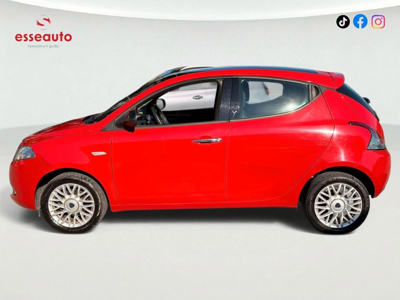 Lancia Ypsilon 1.2 69 CV 5 porte Gold