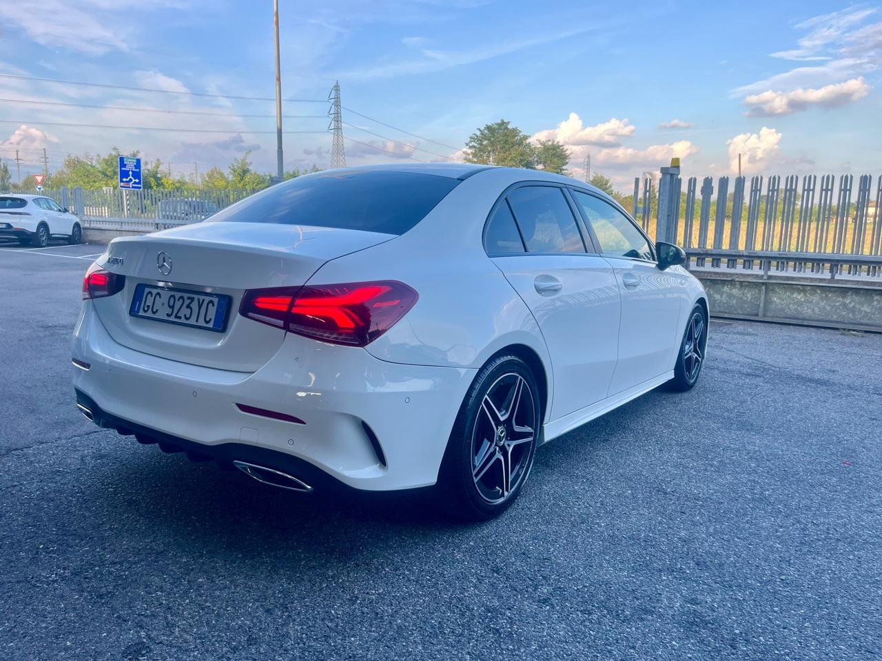 Mercedes-benz A 200 Automatic Premium Amg Sedan