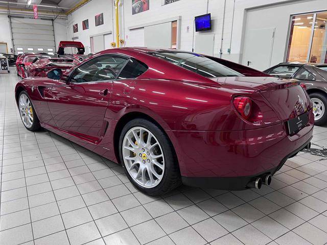 FERRARI 599 GTB Fiorano F1