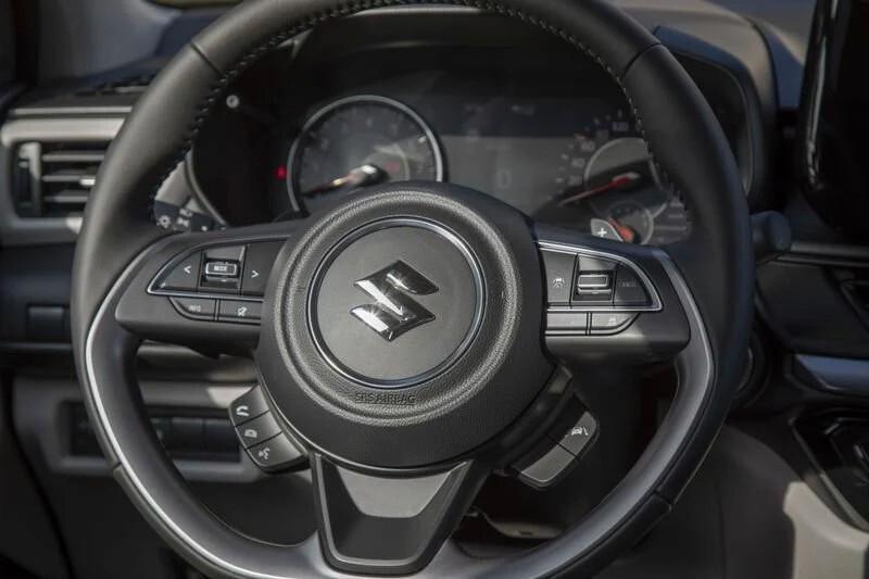 Suzuki Swift 1.2 Hybrid Top