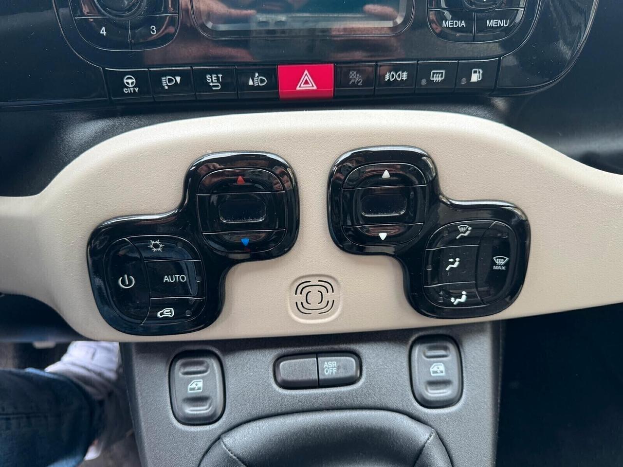 FIAT PANDA 0.9 TwinAir T. Natural P. Trekking NEOP.