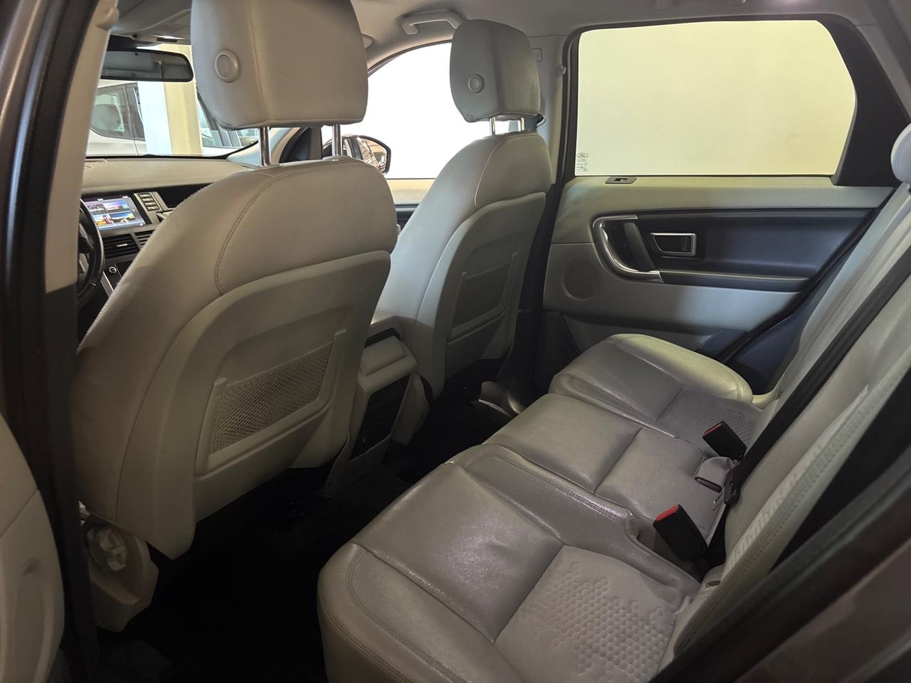 Land Rover Discovery Sport 2.0 TD4 HSE Luxury
