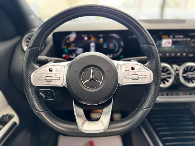 MERCEDES-BENZ GLA 200 d Premium AMG (Night Pack/Tetto Pan./Full Led)