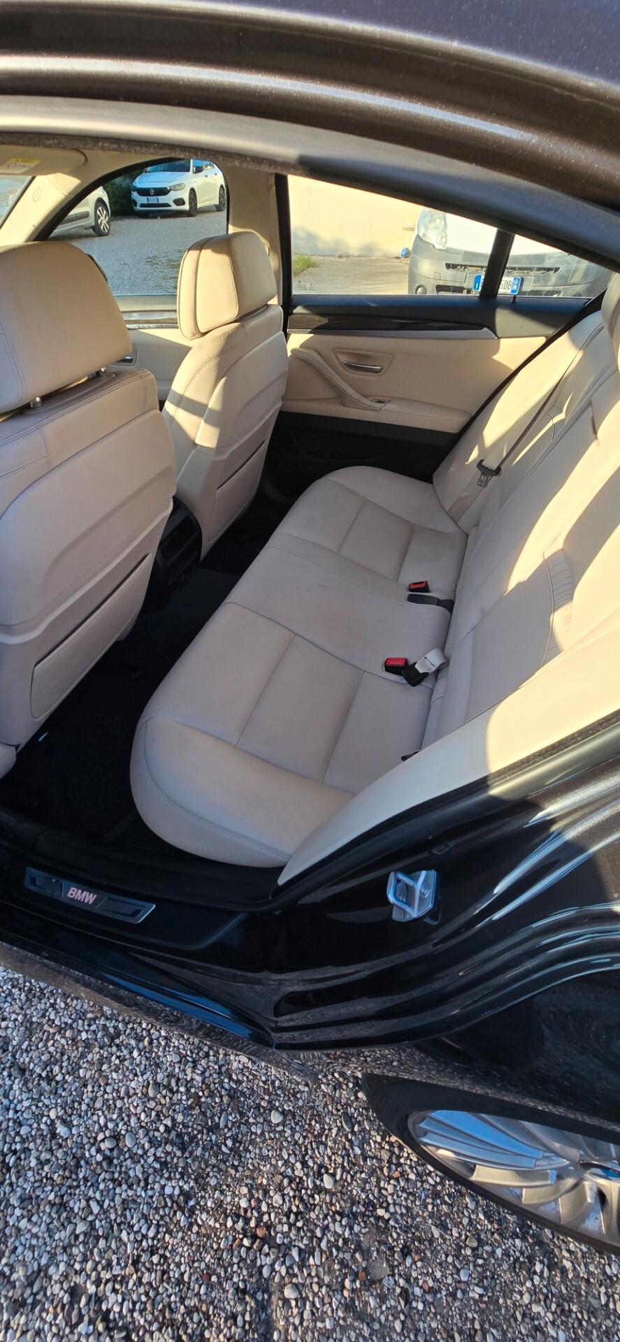 Bmw 535 535i xDrive Luxury