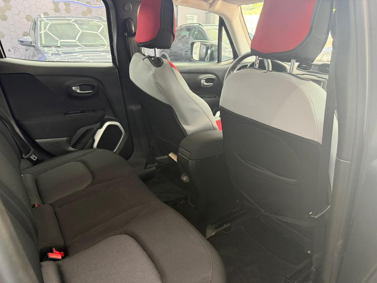 Jeep Renegade 1.6 Mjt 120 CV Longitude