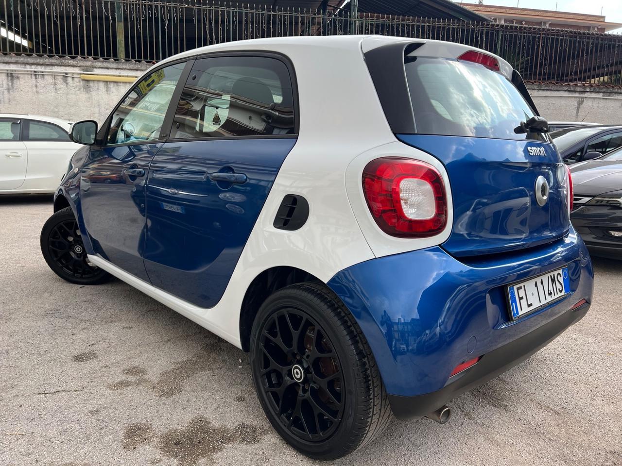 Smart ForFour 70 1.0 Proxy Automatica