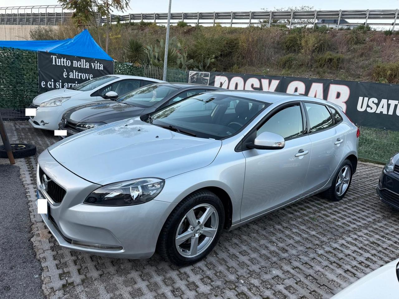 Volvo V40 D2 Momentum 2.0 120CV -2017