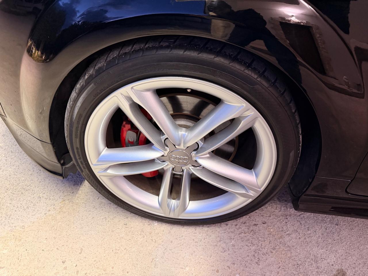 Audi TT TTS Coupé 2.0 TFSI 272 cv