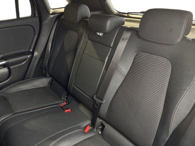 MERCEDES-BENZ EQA 300 4Matic Sport