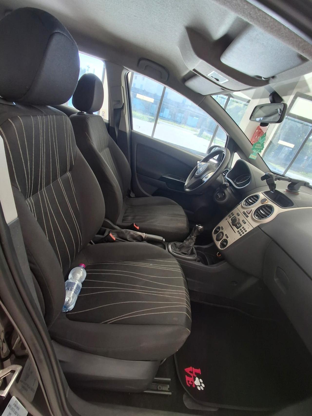 Opel Corsa 1.2 5 porte Cosmo