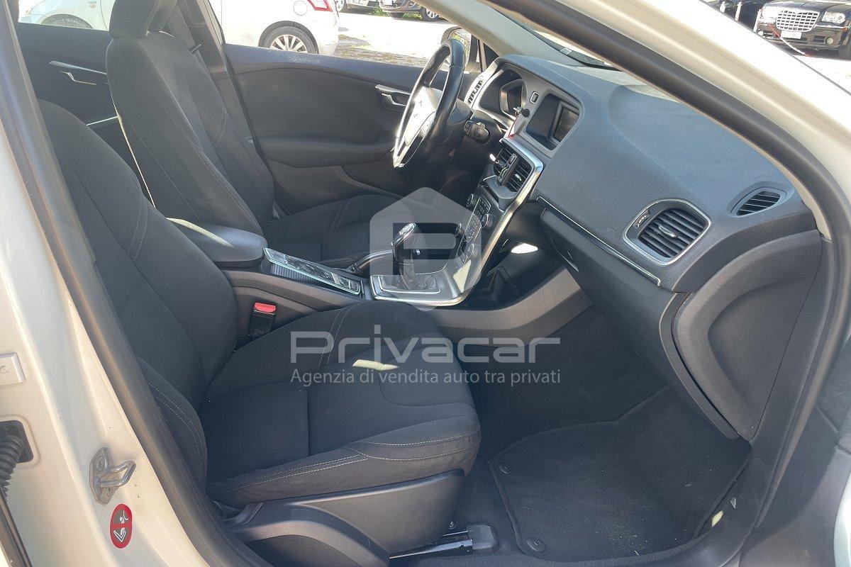 VOLVO V40 D2 1.6 Business