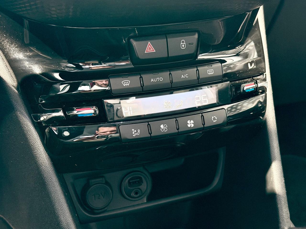 Peugeot 208 - 2018 PureTech 82 5p. GPL Allure