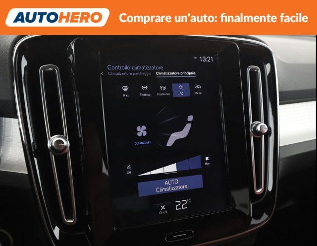 VOLVO XC40 T3 Momentum